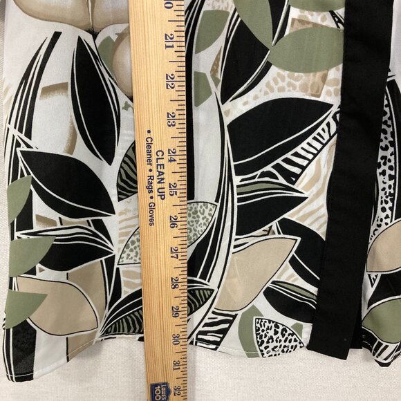 New Investments Large Black White Leaf Print V Neck Stretch Knit Button Up Tunic - Picture 6 of 11